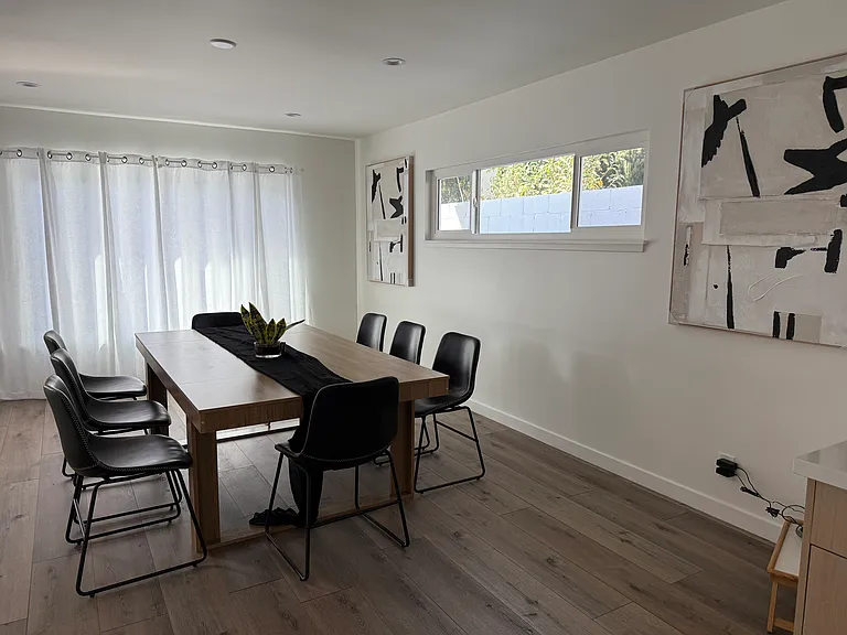 6053 Wilkinson Ave — Photo 39
