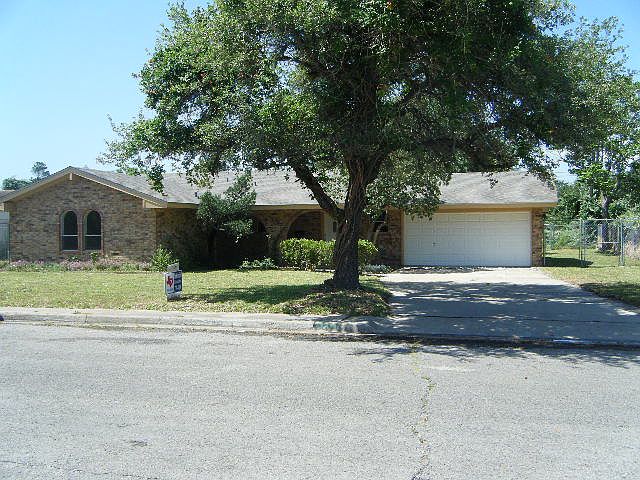 1st image of 1315 Palm Dr