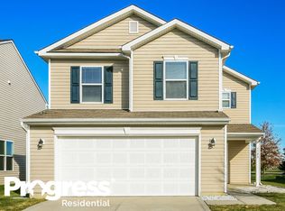 5782 White Pine Rd, Whitestown, IN 46075