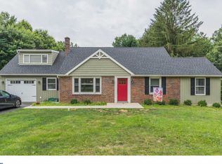 812 Temple Rd, Pottstown, PA 19465