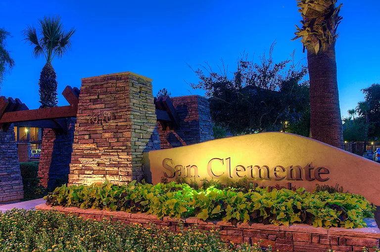 San Clemente Apartments — Photo 19