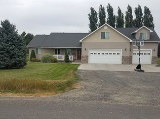 1402 S 2000 E, Gooding, ID 83330
