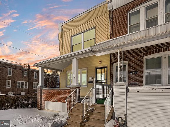 2nd image of 720 W 11th St