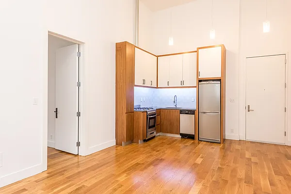 Rented by Nooklyn NYC LLC | media 20