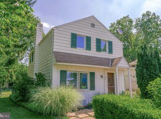 205 Ulmer Ave, Oreland, PA 19075