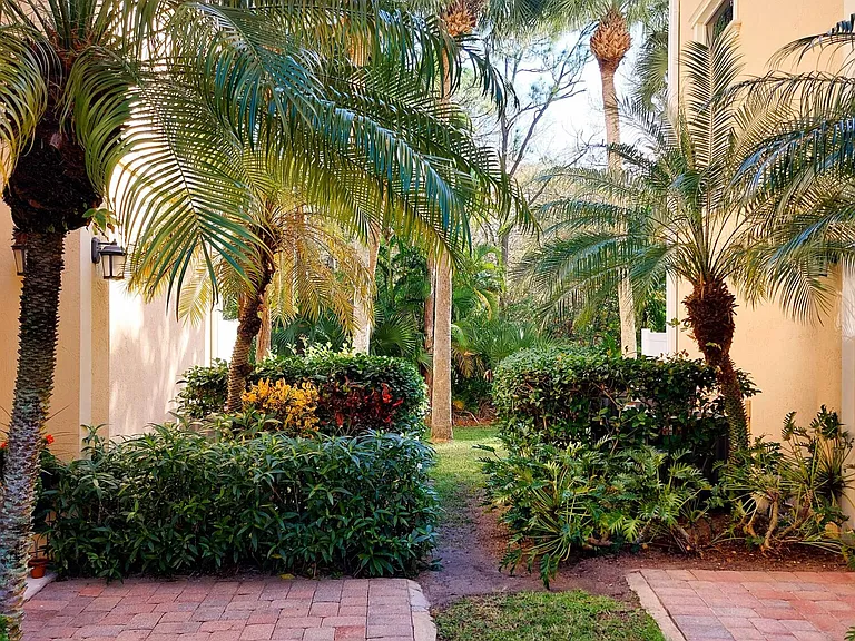 12675 SE Old Cypress Dr #903 — Photo 39