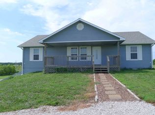6100 SE Dittoe Ln, Holt, MO 64048