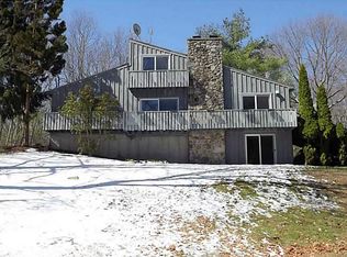 157 Stone Dam Rd, Glocester, RI 02857