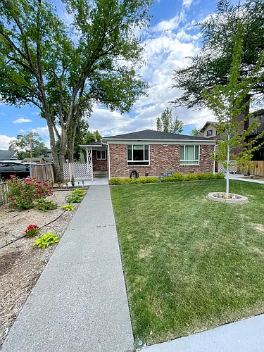 550 Marsh Ave Photo 1