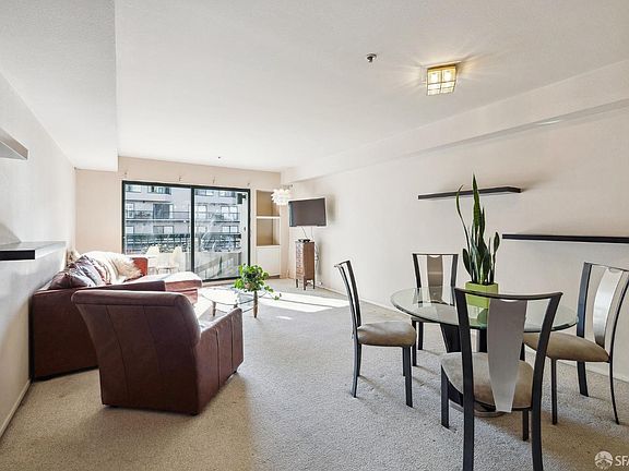 2nd image of 601 Van Ness Ave APT 204