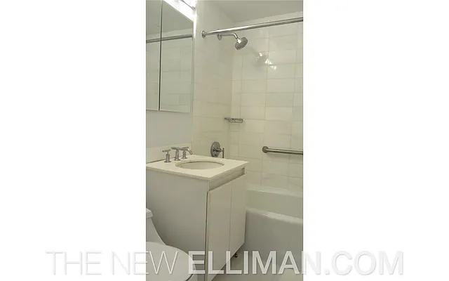 Rented by Douglas Elliman | media 36