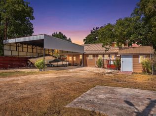 235 Burroughs, Seguin, TX 78155