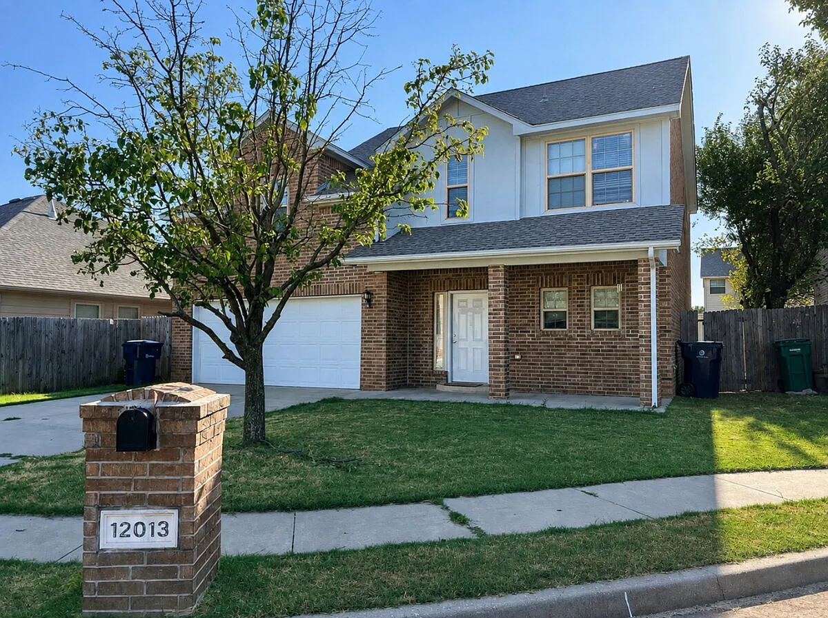3 bed, 2.5 bath, 1855 sqft, $1,950 — Photo 2