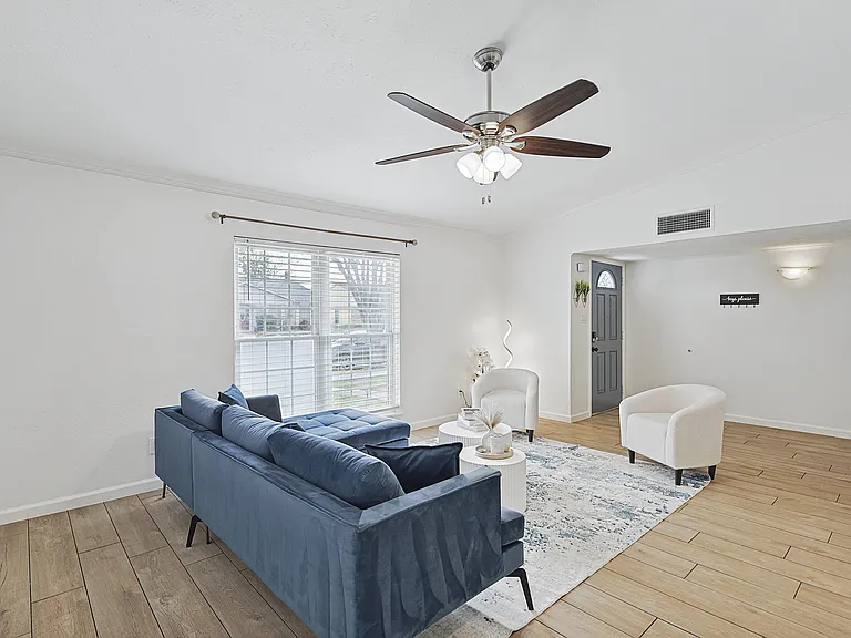 5632 Terry St — Photo 5