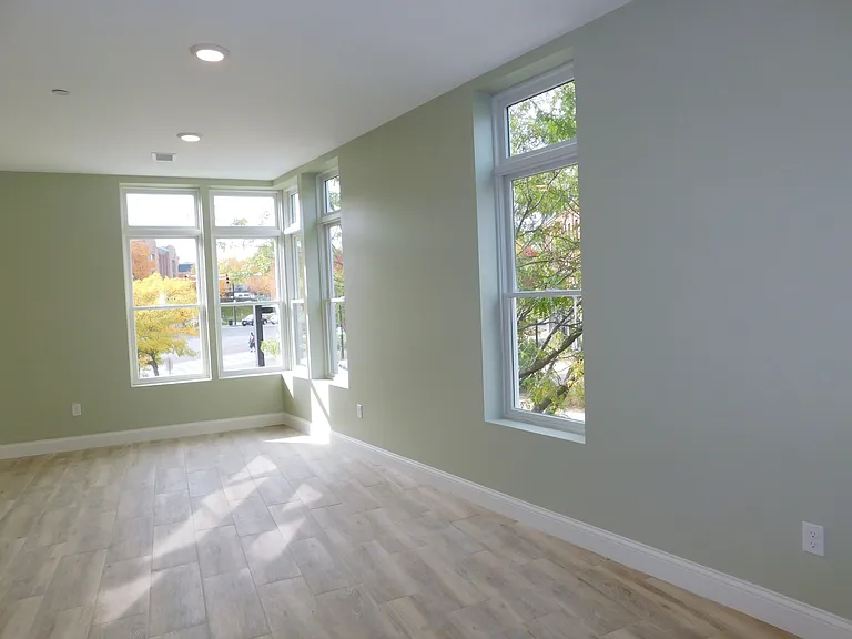 10 Roxbury St #2L — Photo 9