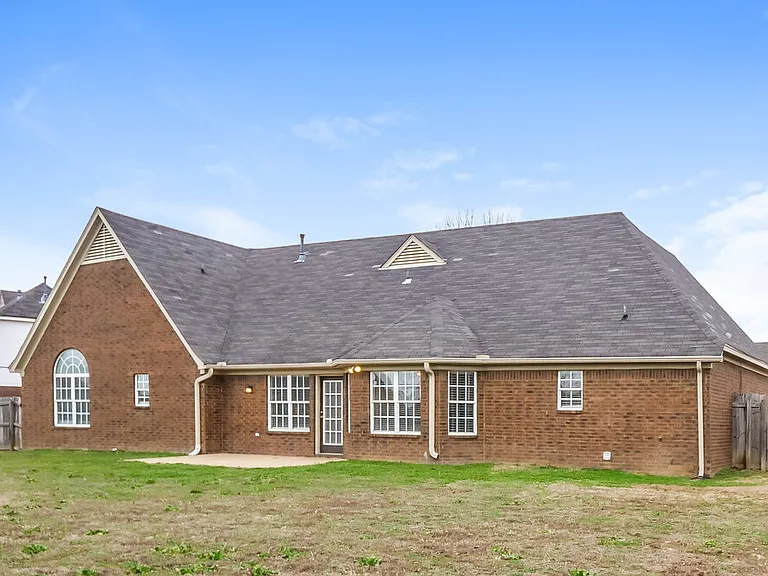 8359 Olivia Ln — Photo 17