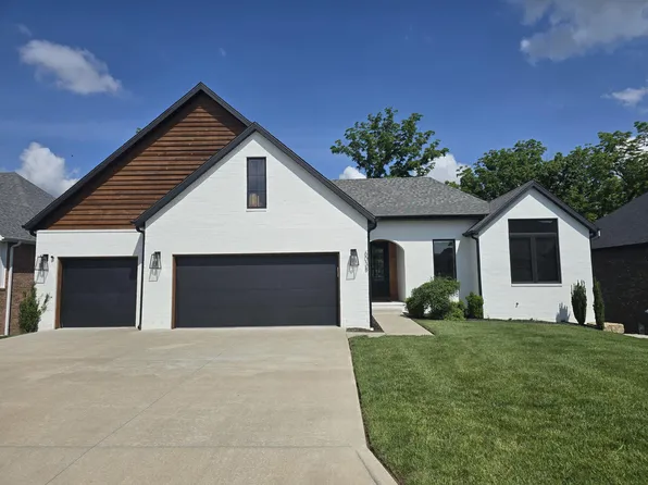 6038 S Maryland Avenue, Springfield, MO 65810