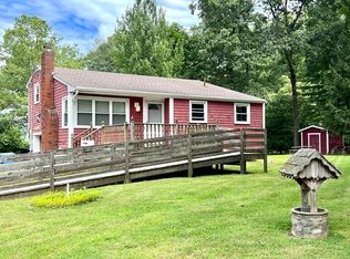 53 Suffolk St, Whitman, MA 02382