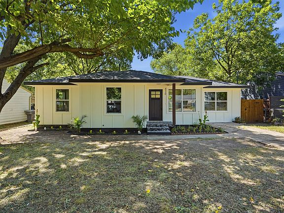3rd image of 3110 Palo Alto Dr