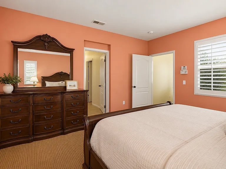 8380 Reagan Gln — Photo 14