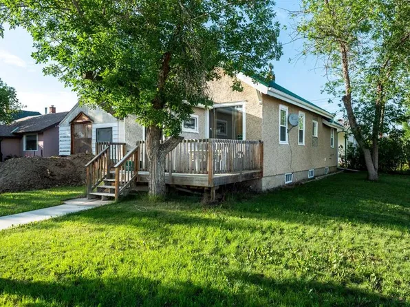 402 S Main St, Trochu, AB T0M 2C0