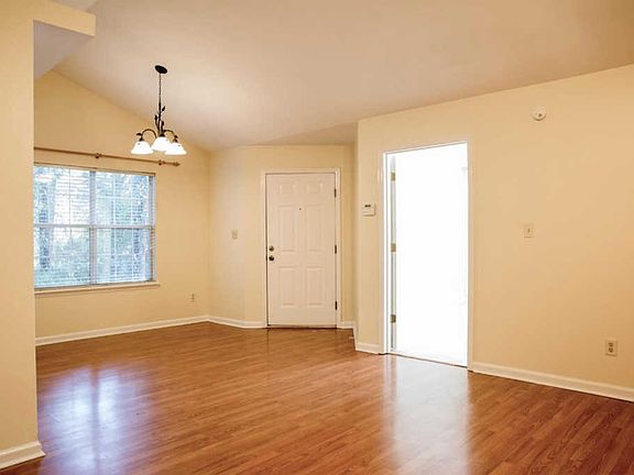 5th image of 4048 Remer Ct