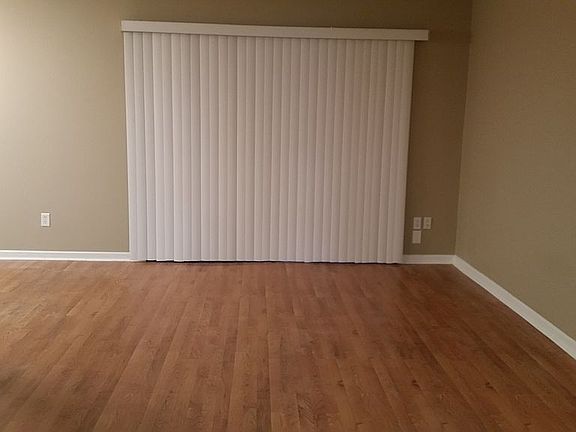 5th image of 8428 Williamsburg Cir
