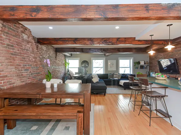 80 Commercial St APT 4, Boston, MA 02109