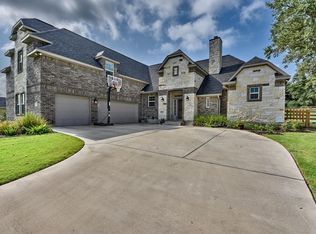3273 Rolling Ridge Ln, Brenham, TX 77833