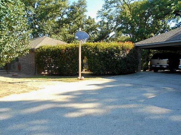5th image of 330 County Road 2150