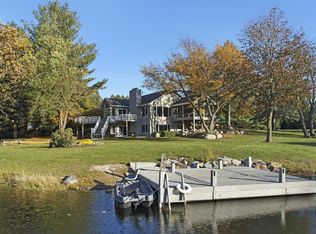 W1922 Briar Ridge St, Lake Geneva, WI 53147