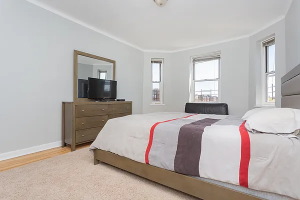 Sold by Keller Williams Realty Landmark II | media 13