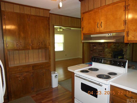 5th image of 1310 Delwood Dr SW