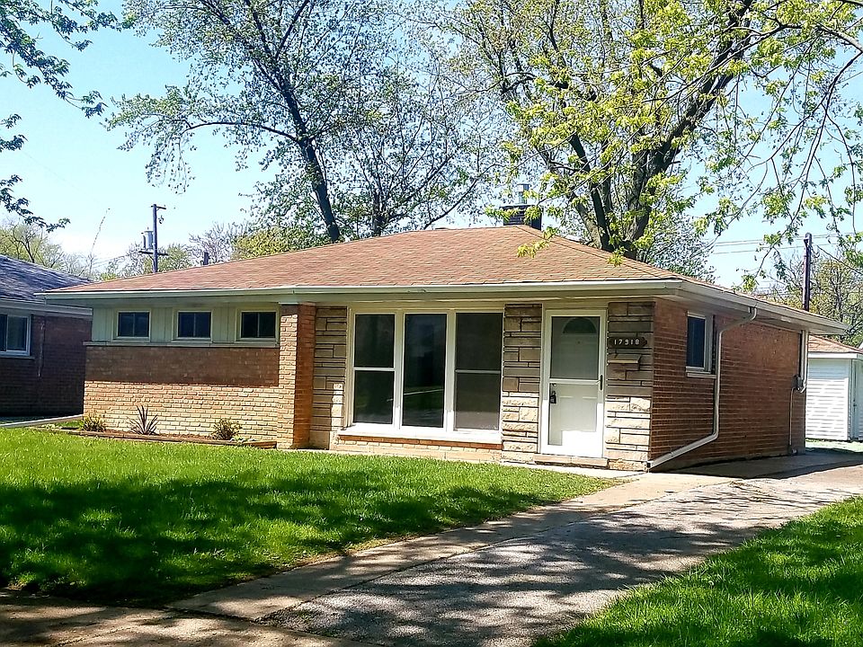 1st image of 17918 Oakwood Ave