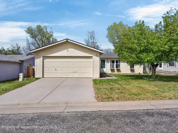 23 E Bonanza Pl, Parachute, CO 81635