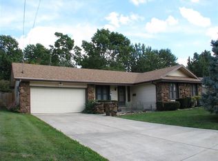 2424 S Virginia Ave, Springfield, MO 65807