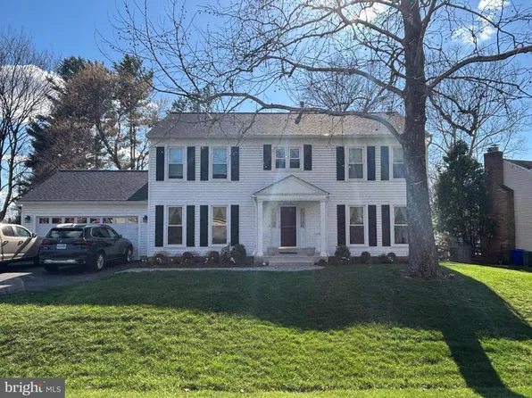 17320 Moss Side Ln, Olney, MD 20832