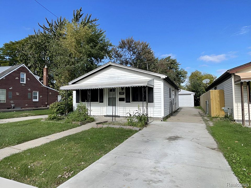 21809 Rosedale St, photo 3