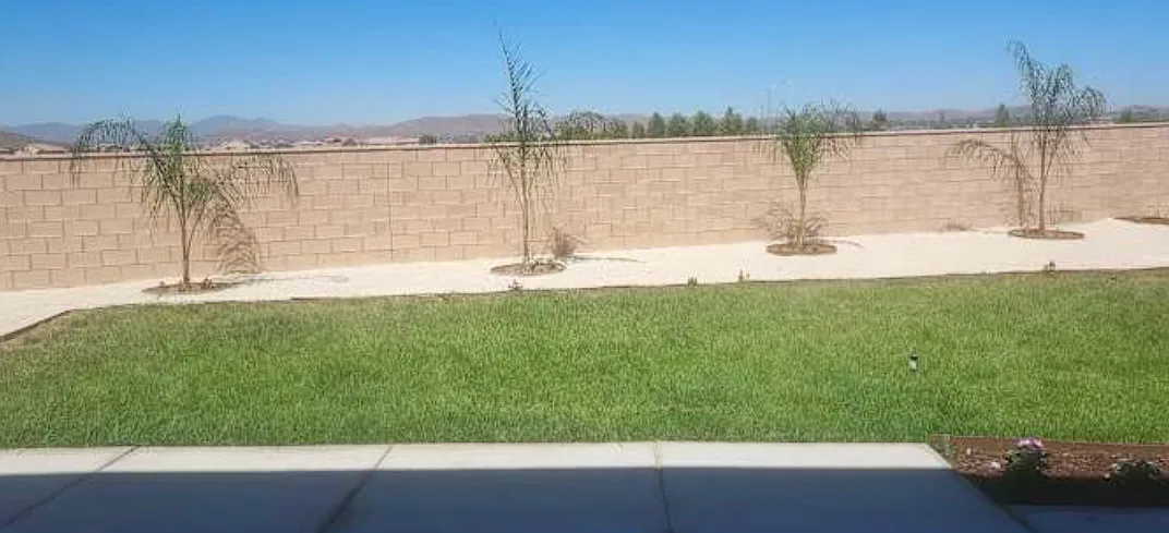 4 bed, 2400 sqft, $1,300 — Photo 4