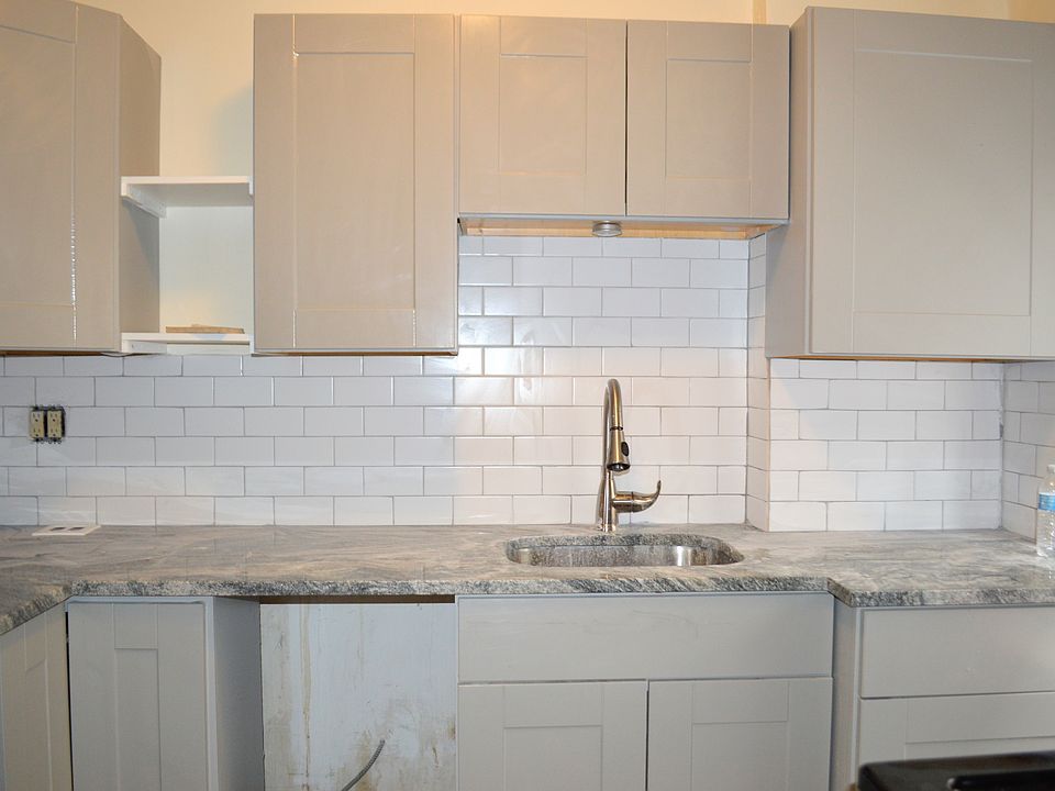 2nd image of 7 W 20th St APT 5