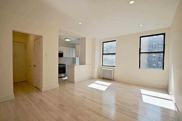 Rented by Compass | media 2