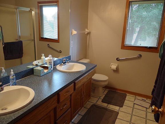 5th image of 2113 Leigh St