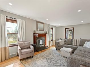 6 Jones Rd, Wallingford, CT 06492