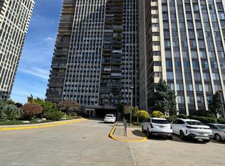 200 Winston Dr APT 1707, Cliffside Park, NJ 07010