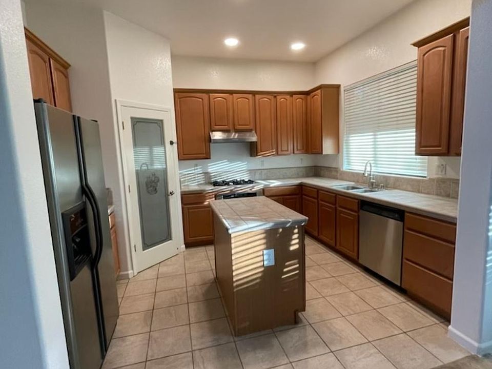 2nd image of 9584 Annika Ct