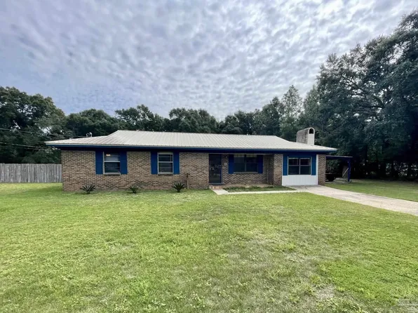 4256 Burbank Dr, Milton, FL 32583