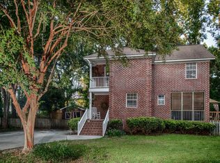 978 Stono River Dr, Charleston, SC 29412