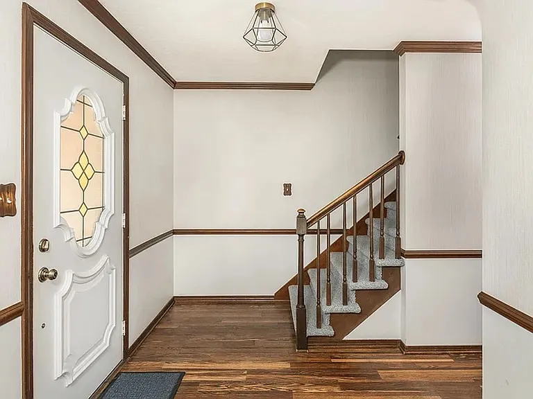 1209 E University St — Photo 14