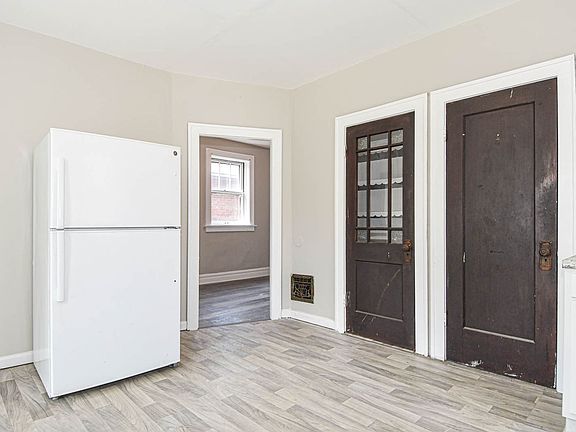 2nd image of 3676 Montana St #2F