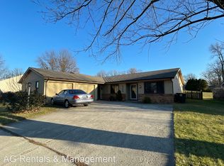 6312 Woodthrush Dr, Fort Wayne, IN 46835